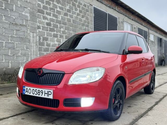 Червоний Шкода Фабія, об'ємом двигуна 1.4 л та пробігом 340 тис. км за 4800 $, фото 1 на Automoto.ua