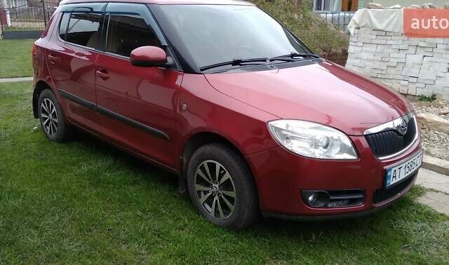 Шкода Фабія 2008 у Калуше на Automoto.ua Червоний Шкода Фабія, об'ємом двигуна 1.2 л та пробігом 118 тис. км за 4800 $, фото 1 на Automoto.ua