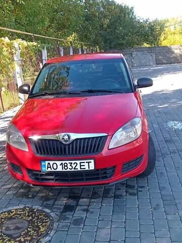 Червоний Шкода Фабія, об'ємом двигуна 1.4 л та пробігом 195 тис. км за 6100 $, фото 1 на Automoto.ua