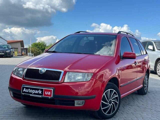 Красный Шкода Фабия, объемом двигателя 1.4 л и пробегом 282 тыс. км за 4890 $, фото 1 на Automoto.ua