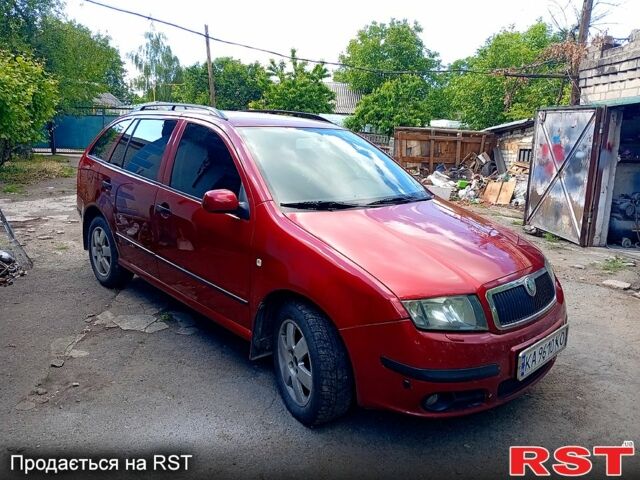 Шкода Фабія 2005 у Первомайськ на Automoto.ua Червоний Шкода Фабія, об'ємом двигуна 1.2 л та пробігом 240 тис. км за 3500 $, фото 1 на Automoto.ua