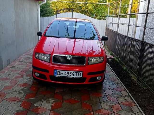 Червоний Шкода Фабія, об'ємом двигуна 1.2 л та пробігом 230 тис. км за 4400 $, фото 1 на Automoto.ua