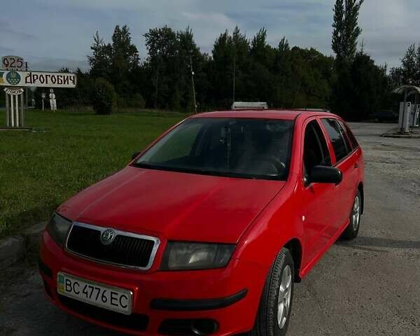 Червоний Шкода Фабія, об'ємом двигуна 1.2 л та пробігом 258 тис. км за 4100 $, фото 1 на Automoto.ua