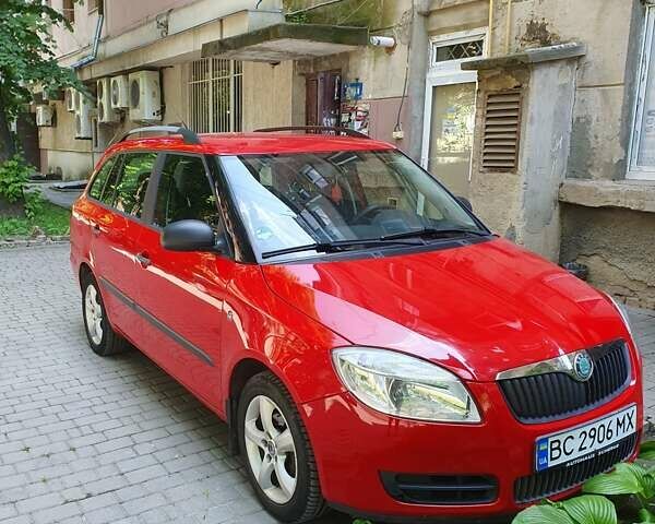 Шкода Фабия 2008 в Черновцах на Automoto.ua Красный Шкода Фабия, объемом двигателя 1.2 л и пробегом 237 тыс. км за 4600 $, фото 1 на Automoto.ua