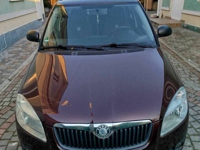 Червоний Шкода Фабія, об'ємом двигуна 1.4 л та пробігом 159 тис. км за 4950 $, фото 1 на Automoto.ua