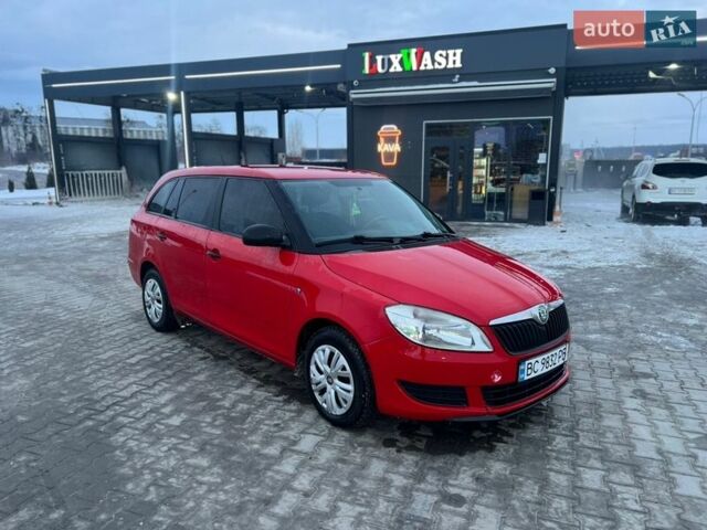 Червоний Шкода Фабія, об'ємом двигуна 1.6 л та пробігом 228 тис. км за 5300 $, фото 1 на Automoto.ua