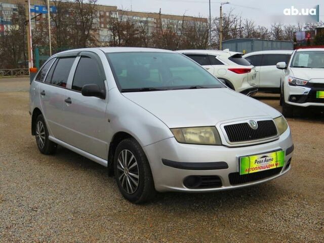 Шкода Фабия, объемом двигателя 1.2 л и пробегом 273 тыс. км за 3800 $, фото 1 на Automoto.ua