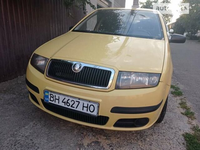 Шкода Фабия, объемом двигателя 1.2 л и пробегом 247 тыс. км за 3300 $, фото 1 на Automoto.ua
