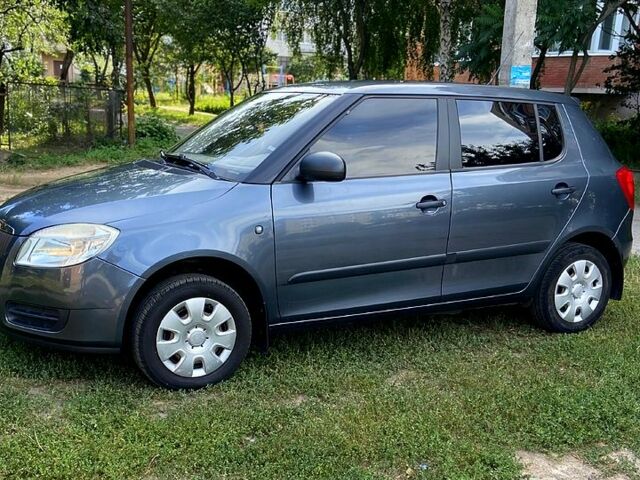 Шкода Фабия, объемом двигателя 1.2 л и пробегом 157 тыс. км за 5500 $, фото 1 на Automoto.ua