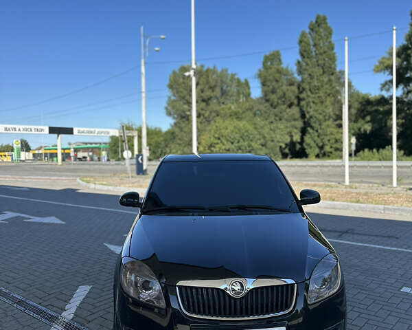 Шкода Фабия, объемом двигателя 1.4 л и пробегом 260 тыс. км за 4650 $, фото 1 на Automoto.ua