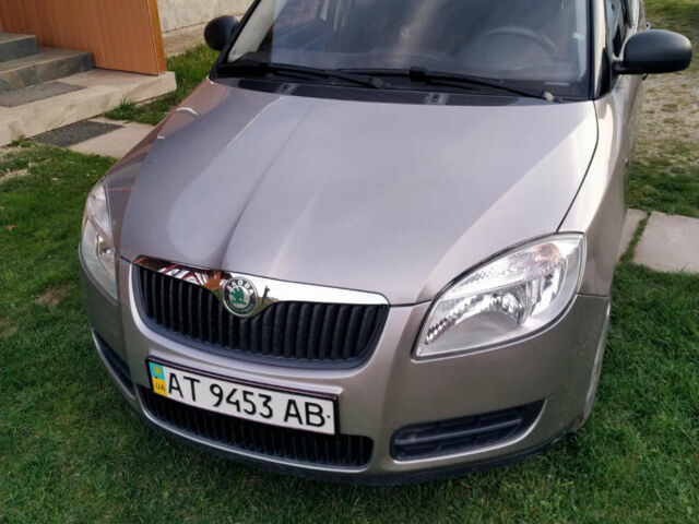 Шкода Фабія, об'ємом двигуна 1.2 л та пробігом 100 тис. км за 5000 $, фото 1 на Automoto.ua