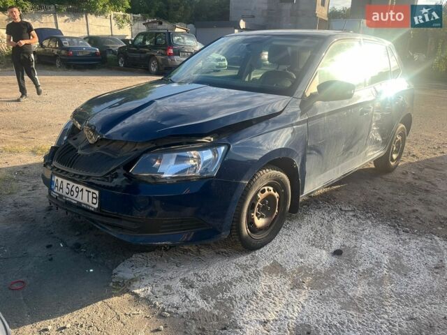 Шкода Фабія, об'ємом двигуна 1 л та пробігом 100 тис. км за 3500 $, фото 1 на Automoto.ua
