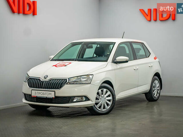 Шкода Фабия, объемом двигателя 1 л и пробегом 49 тыс. км за 8729 $, фото 1 на Automoto.ua