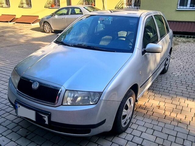Шкода Фабія, об'ємом двигуна 1.4 л та пробігом 247 тис. км за 3100 $, фото 1 на Automoto.ua