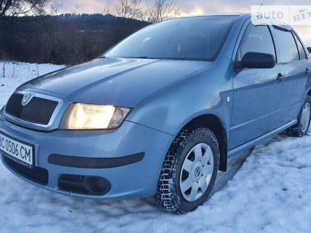 Шкода Фабия, объемом двигателя 1.2 л и пробегом 111 тыс. км за 4000 $, фото 1 на Automoto.ua