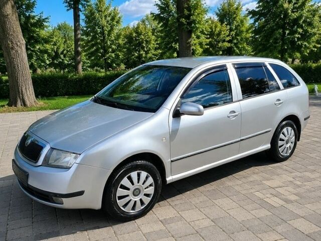 Шкода Фабия, объемом двигателя 1.2 л и пробегом 262 тыс. км за 3250 $, фото 1 на Automoto.ua