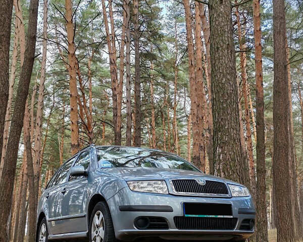 Шкода Фабія, об'ємом двигуна 1.39 л та пробігом 242 тис. км за 5000 $, фото 1 на Automoto.ua