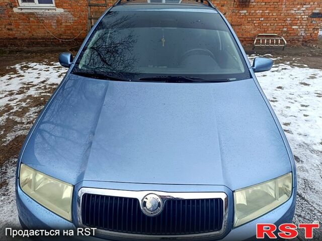 Шкода Фабия, объемом двигателя 2.4 л и пробегом 240 тыс. км за 4000 $, фото 1 на Automoto.ua