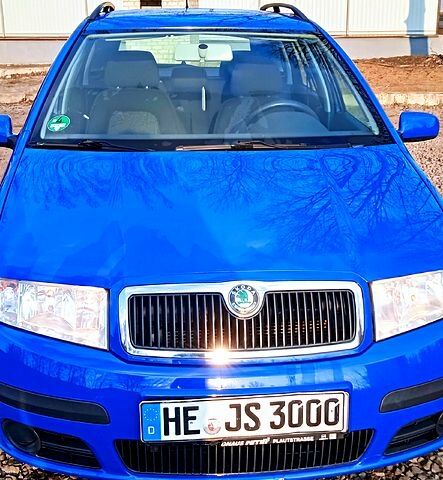 Шкода Фабия, объемом двигателя 12 л и пробегом 236 тыс. км за 3900 $, фото 1 на Automoto.ua