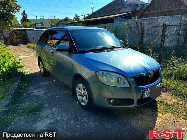 Шкода Фабия, объемом двигателя 1.4 л и пробегом 190 тыс. км за 3100 $, фото 1 на Automoto.ua