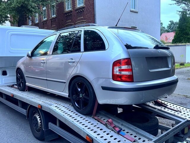 Шкода Фабия, объемом двигателя 1.4 л и пробегом 186 тыс. км за 4950 $, фото 1 на Automoto.ua