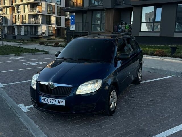 Шкода Фабия, объемом двигателя 1.2 л и пробегом 222 тыс. км за 3999 $, фото 1 на Automoto.ua