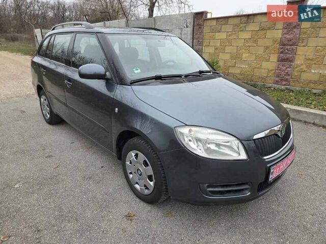 Шкода Фабия, объемом двигателя 1.4 л и пробегом 174 тыс. км за 6350 $, фото 1 на Automoto.ua