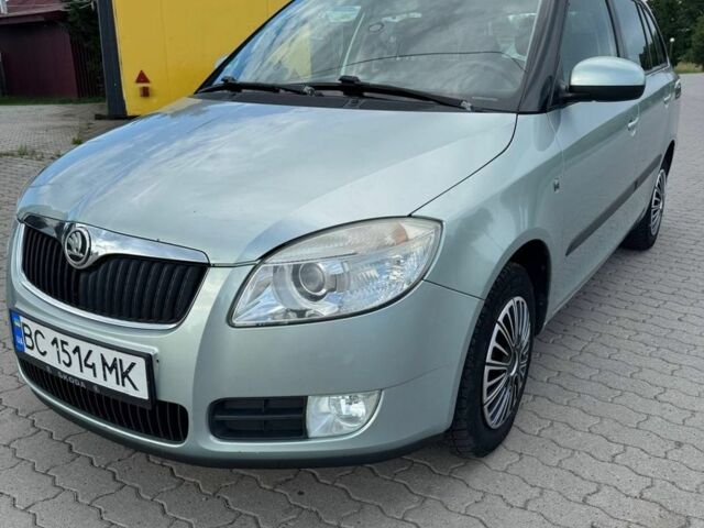 Шкода Фабия, объемом двигателя 1.2 л и пробегом 263 тыс. км за 4400 $, фото 1 на Automoto.ua