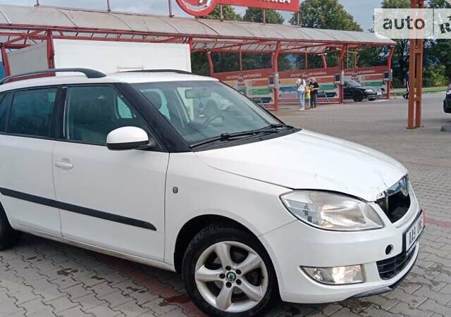 Шкода Фабия, объемом двигателя 1.2 л и пробегом 244 тыс. км за 4600 $, фото 1 на Automoto.ua