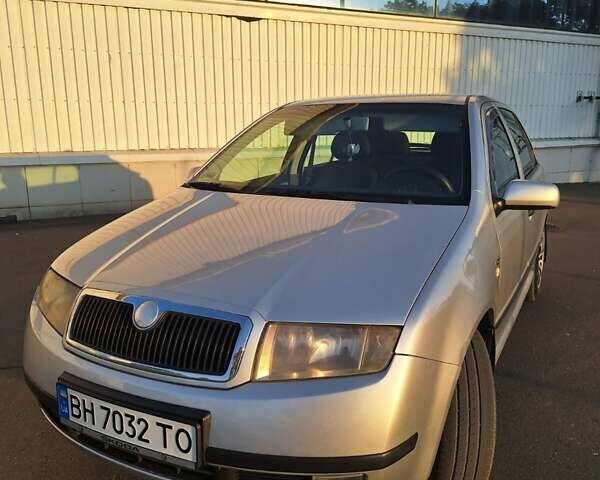 Сірий Шкода Фабія, об'ємом двигуна 1.9 л та пробігом 340 тис. км за 3900 $, фото 1 на Automoto.ua