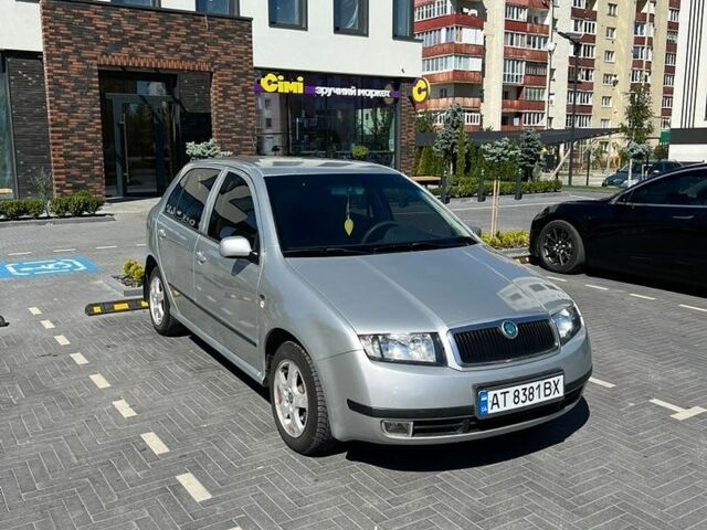 Сірий Шкода Фабія, об'ємом двигуна 1.39 л та пробігом 290 тис. км за 2950 $, фото 1 на Automoto.ua