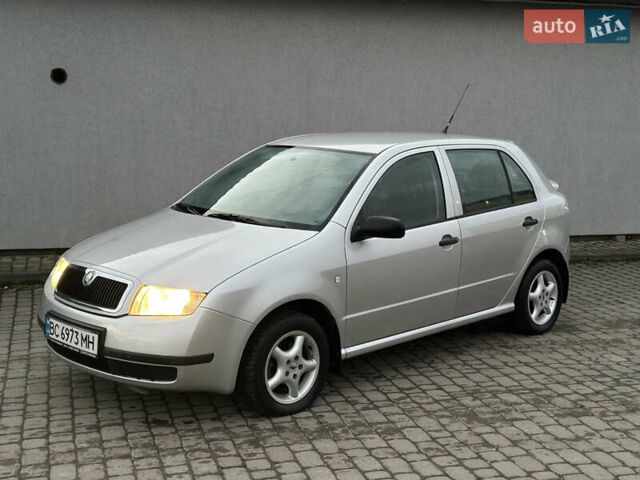 Серый Шкода Фабия, объемом двигателя 1.4 л и пробегом 158 тыс. км за 2999 $, фото 1 на Automoto.ua