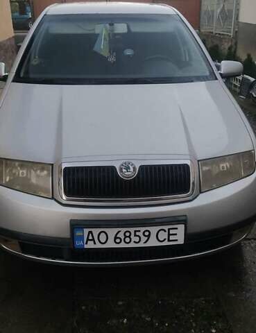 Серый Шкода Фабия, объемом двигателя 1.4 л и пробегом 248 тыс. км за 3500 $, фото 1 на Automoto.ua