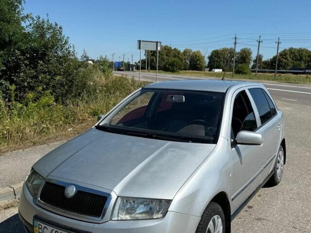 Сірий Шкода Фабія, об'ємом двигуна 1.4 л та пробігом 287 тис. км за 2201 $, фото 1 на Automoto.ua