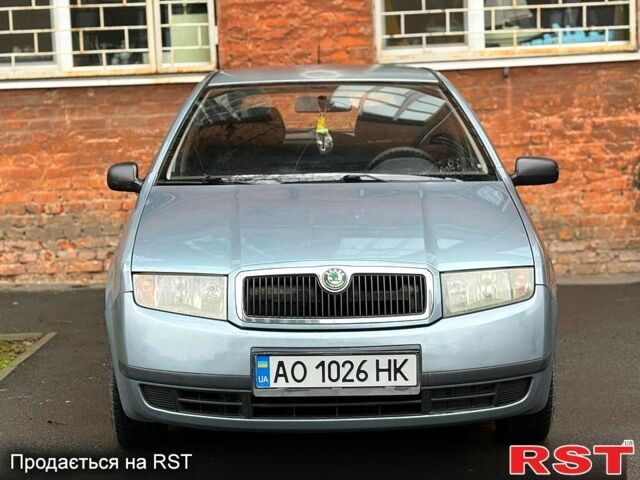 Серый Шкода Фабия, объемом двигателя 1.2 л и пробегом 169 тыс. км за 3200 $, фото 1 на Automoto.ua