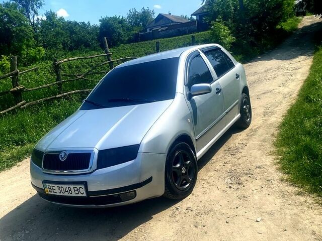 Серый Шкода Фабия, объемом двигателя 1.2 л и пробегом 190 тыс. км за 2700 $, фото 1 на Automoto.ua