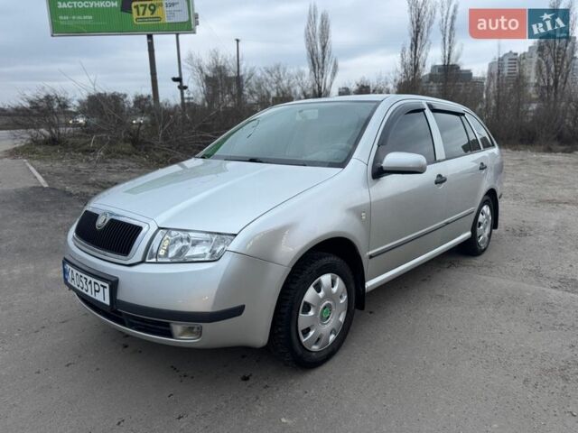 Сірий Шкода Фабія, об'ємом двигуна 1.4 л та пробігом 300 тис. км за 3999 $, фото 1 на Automoto.ua