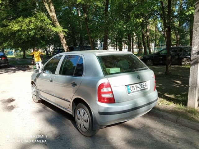 Сірий Шкода Фабія, об'ємом двигуна 1.2 л та пробігом 180 тис. км за 3100 $, фото 1 на Automoto.ua