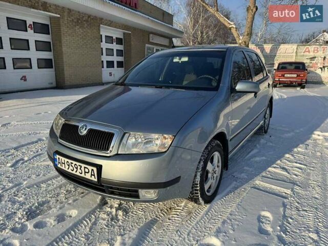 Серый Шкода Фабия, объемом двигателя 1.2 л и пробегом 105 тыс. км за 4600 $, фото 1 на Automoto.ua