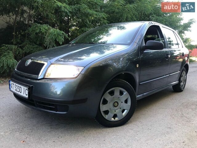 Серый Шкода Фабия, объемом двигателя 1.2 л и пробегом 121 тыс. км за 3200 $, фото 1 на Automoto.ua