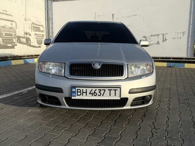 Серый Шкода Фабия, объемом двигателя 1.2 л и пробегом 3 тыс. км за 3650 $, фото 1 на Automoto.ua