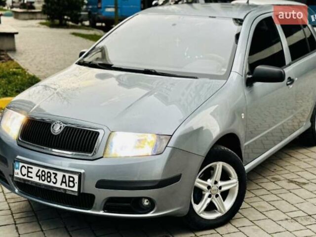 Серый Шкода Фабия, объемом двигателя 1.2 л и пробегом 290 тыс. км за 2999 $, фото 1 на Automoto.ua