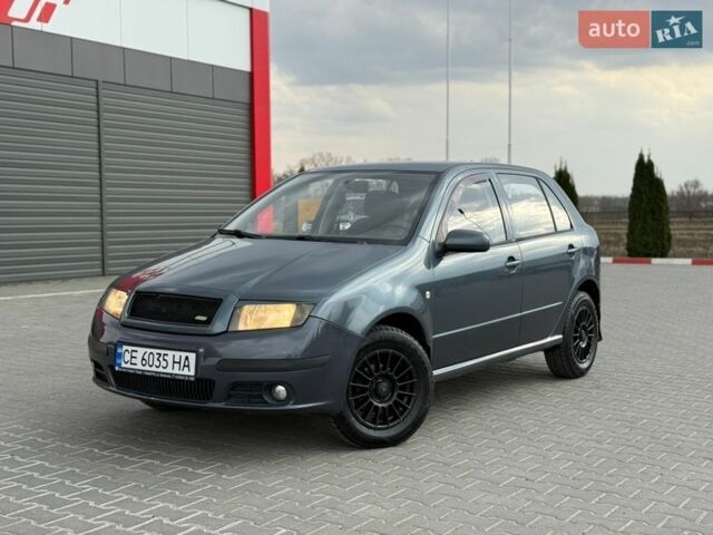 Серый Шкода Фабия, объемом двигателя 1.2 л и пробегом 280 тыс. км за 2850 $, фото 1 на Automoto.ua