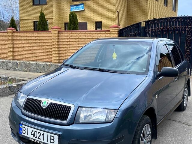 Серый Шкода Фабия, объемом двигателя 1.2 л и пробегом 350 тыс. км за 3500 $, фото 1 на Automoto.ua