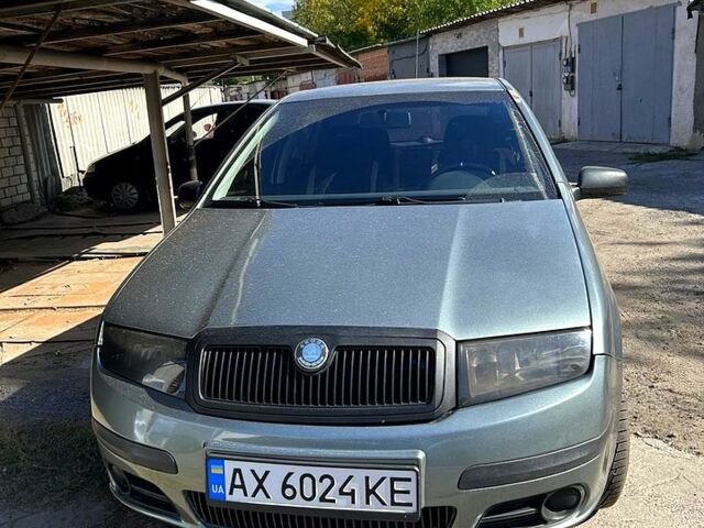 Сірий Шкода Фабія, об'ємом двигуна 1.2 л та пробігом 204 тис. км за 3400 $, фото 1 на Automoto.ua