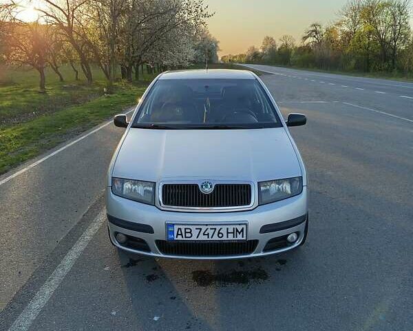 Шкода Фабия 2006 в Виннице на Automoto.ua Серый Шкода Фабия, объемом двигателя 1.2 л и пробегом 212 тыс. км за 3600 $, фото 1 на Automoto.ua