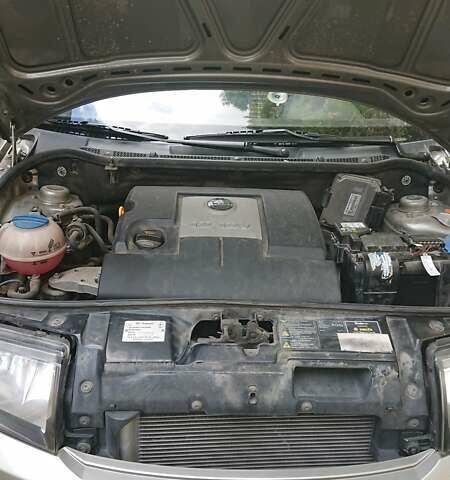 Сірий Шкода Фабія, об'ємом двигуна 1.2 л та пробігом 72 тис. км за 4000 $, фото 1 на Automoto.ua