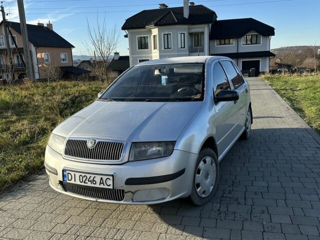 Серый Шкода Фабия, объемом двигателя 1.2 л и пробегом 244 тыс. км за 3200 $, фото 1 на Automoto.ua