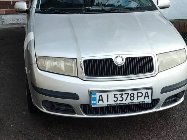 Серый Шкода Фабия, объемом двигателя 1.4 л и пробегом 288 тыс. км за 3600 $, фото 1 на Automoto.ua