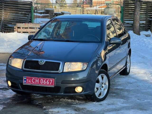 Сірий Шкода Фабія, об'ємом двигуна 1.4 л та пробігом 129 тис. км за 4499 $, фото 1 на Automoto.ua